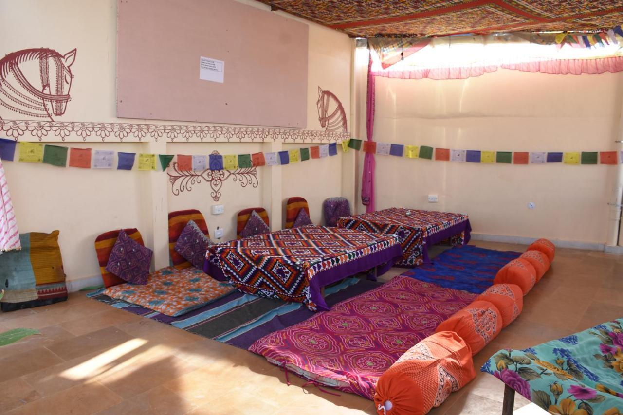 Rumi'S Home Stay ไจซัลเมอร์ ภายนอก รูปภาพ